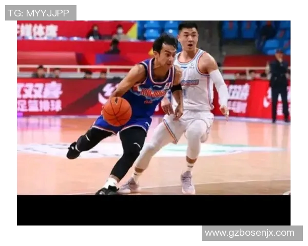 赛后分析上海篮球队与广州篮球队在比赛中的战术灵活性与应变能力 赛后分析上海篮球队与广州篮球队在比赛中的战术灵活性与应变能力